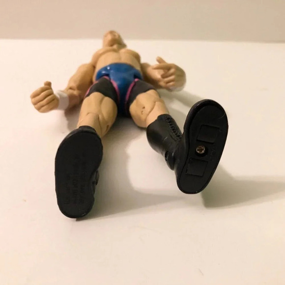 1999 Crash  Holly Jakks Pacific Titan Tron Live WWE Wrestling Figure and Belt - Picture 8 of 12